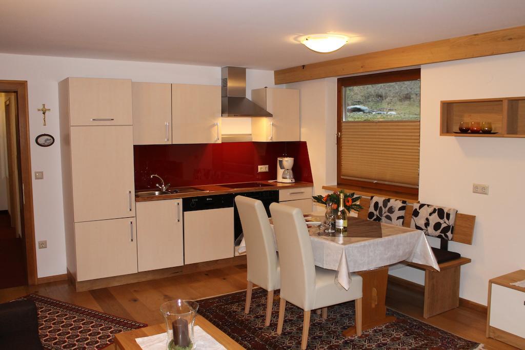 Appartements Zerzer Ried im Oberinntal Cameră foto
